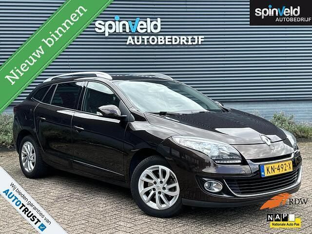 Bruin Gebruikt 2012 Renault Mégane GrandTour Collection Stationwagen | € 4.999 (Iets duurder) - Afbeelding 1/4