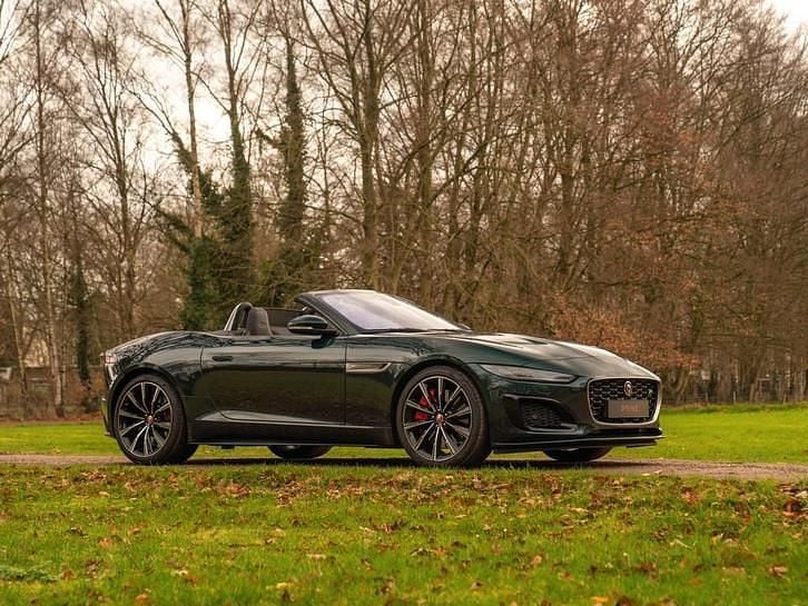 Occasion Jaguar F-Type R 576 PK (423 kW) 2021 Groen (metallic) Cabriolet