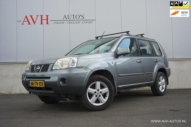 Grijs Gebruikt 2007 Nissan X-Trail SUV | € 2.950 - Afbeelding 1/4