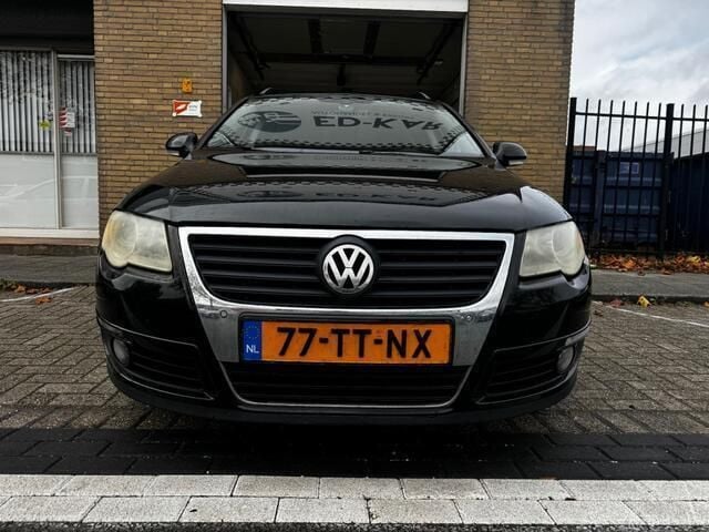 Occasion VW Passat Comfortline 116 PK (85 kW) 2007 Zwart, metallic lak Stationwagen