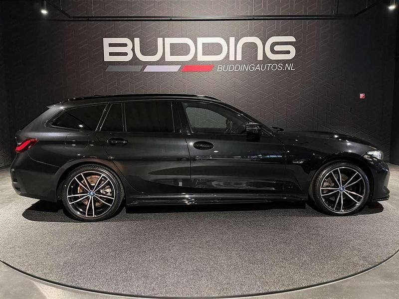 Occasion BMW 320e M Sport 2022 Zwart (metallic) Stationwagen