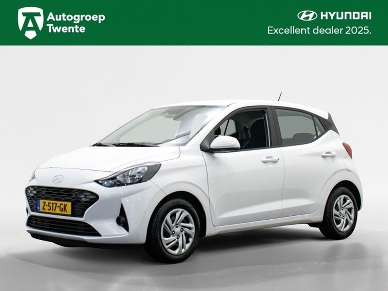 Wit Gebruikt 2024 Hyundai i10 Comfort Hatchback | € 17.440 (Eerlijke prijs) - Afbeelding 1/3