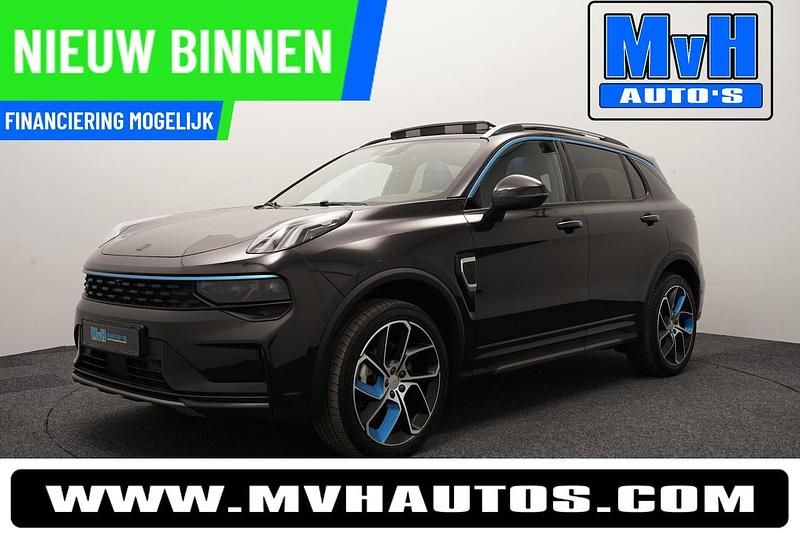 Zwart (metallic) Gebruikt 2023 Lynk & Co 01 SUV | € 27.099 (Eerlijke prijs) - Afbeelding 1/4