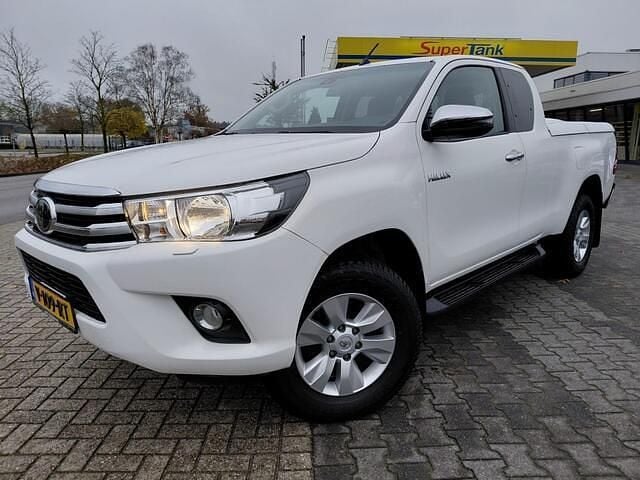 Wit Gebruikt 2018 Toyota HiLux Pickup | € 27.750 (Super prijs) - Afbeelding 1/4