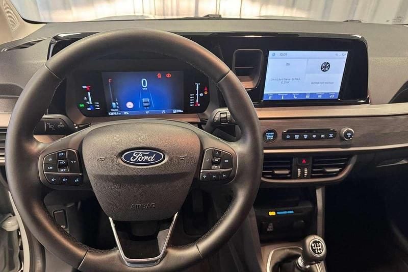 Occasion Ford Tourneo Courier Titanium 125 PK (91 kW) 2024 Grijs MPV