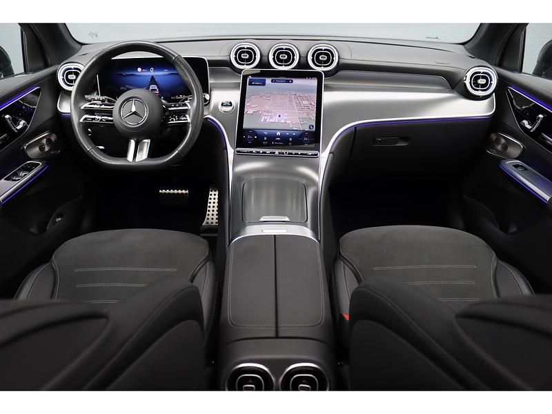Occasion Mercedes GLC300 AMG line 313 PK (230 kW) 2024 Grijs SUV