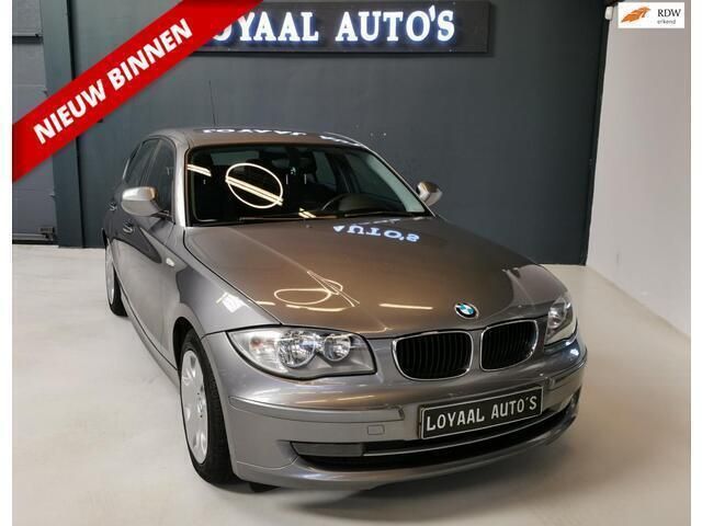 Grijs Gebruikt 2011 BMW 116 Efficient Dynamics Hatchback | € 6.999 (Eerlijke prijs) - Afbeelding 1/4