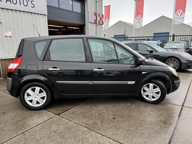 Occasion Renault Scénic II 133 PK (97 kW) 2005 Zwart MPV