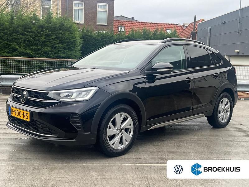 Zwart Gebruikt 2022 VW Taigo Life SUV | € 19.945 (Eerlijke prijs) - Afbeelding 1/4