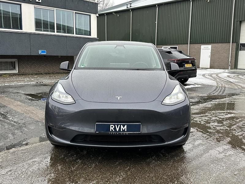 Occasion Tesla Model Y Long Range AWD 11 kW (15 PK) 2026 Grijs SUV