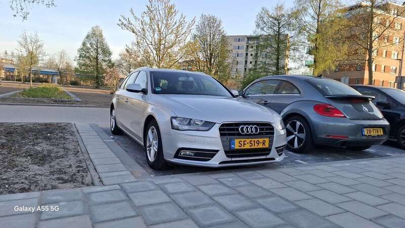 Grijs Gebruikt 2014 Audi A4 Stationwagen | € 12.500 (Duur) - Afbeelding 1/4