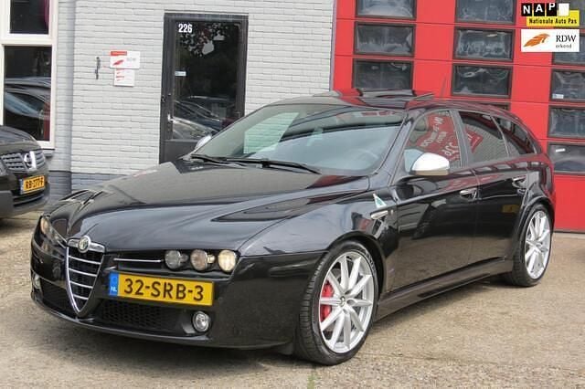 Zwart Gebruikt 2011 Alfa Romeo 159 Distinctive Stationwagen | € 9.250 (Duur) - Afbeelding 1/4