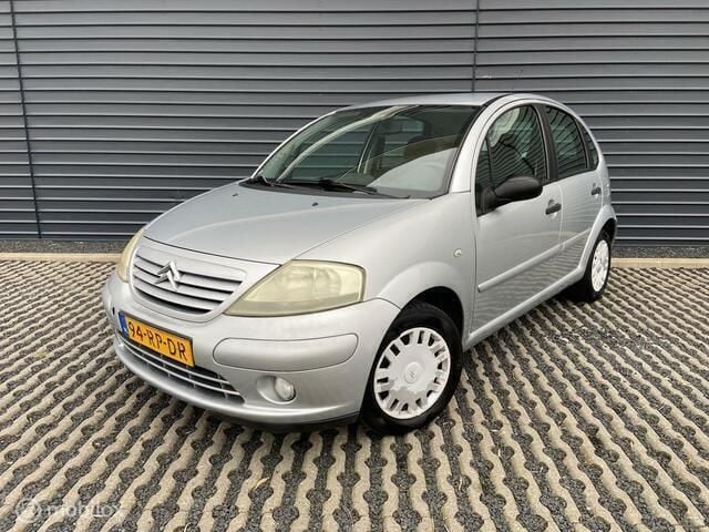 Grijs Gebruikt 2005 Citroën C3 Attraction Hatchback | € 1.495 (Goede deal) - Afbeelding 1/4