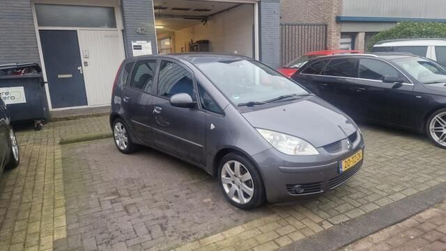 Occasion Mitsubishi Colt Inform 95 PK (69 kW) 2007 Grijs Hatchback