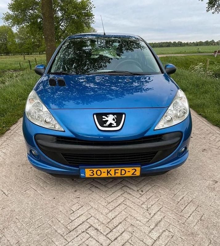 Gebruikt 2009 Peugeot 206+ Hatchback | € 1.900 (Goede deal) - Afbeelding 1/4