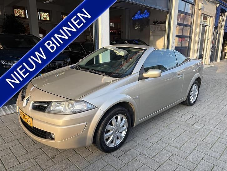Occasion 2006 Renault Mégane II | € 2.999 (Eerlijke prijs) - Afbeelding 1/4
