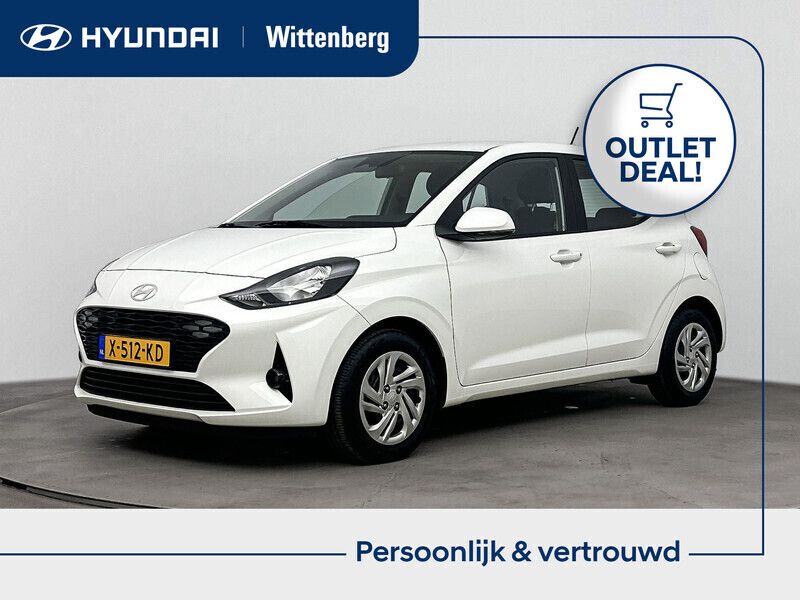 Wit Gebruikt 2024 Hyundai i10 Comfort Hatchback | € 15.399 (Goede deal) - Afbeelding 1/4