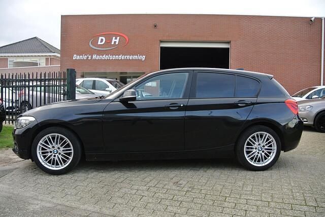 Occasion BMW 118 Sport Line 136 PK (100 kW) 2015 Zwart Hatchback
