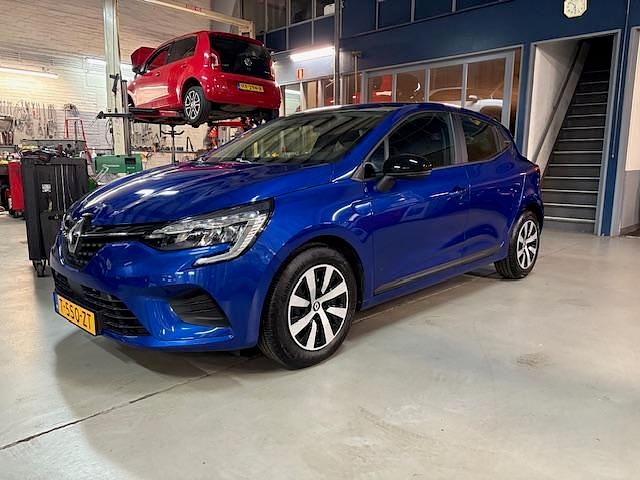 Occasion Renault Clio V Equilibre 91 PK (66 kW) 2023 Blauw Hatchback