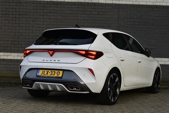 Occasion Cupra Leon 2025 Wit Hatchback