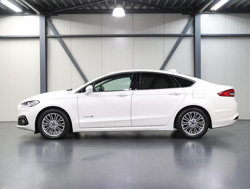 Occasion Ford Mondeo Titanium 188 PK (138 kW) 2020 Wit Sedan