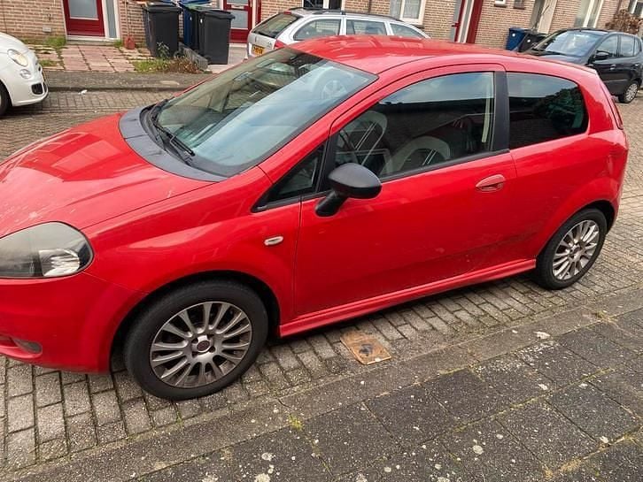 Occasion 2009 Fiat Punto | € 1.150 (Goede deal) - Afbeelding 1/4