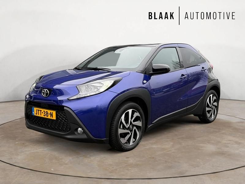 Blauw Occasion 2026 Toyota Aygo X Play SUV | € 19.185 (Eerlijke prijs) - Afbeelding 1/4