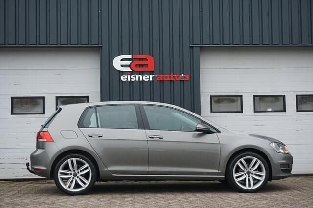 Occasion VW Golf VII Comfortline 105 PK (77 kW) 2014 Grijs Hatchback