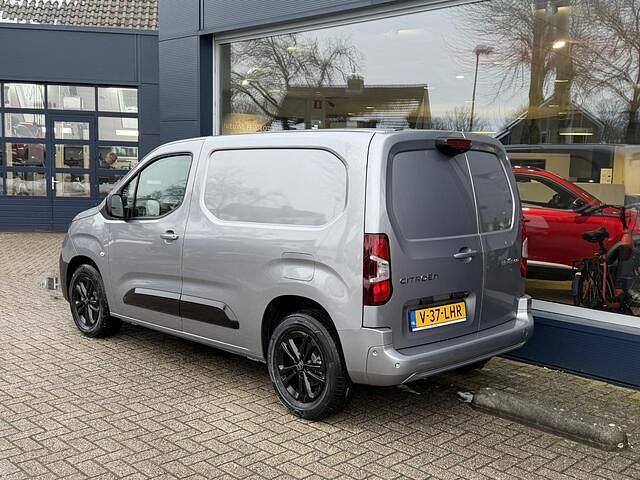 Nieuw Citroën Berlingo 100 kW (136 PK) 2025 Grijs MPV