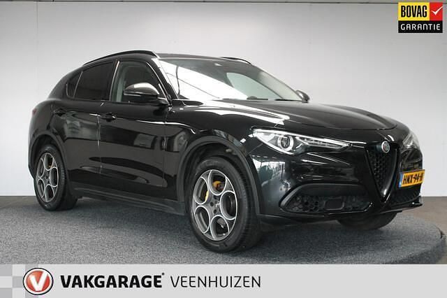 Zwart Gebruikt 2019 Alfa Romeo Stelvio Tech Edition SUV | € 30.950 (Super prijs) - Afbeelding 1/4