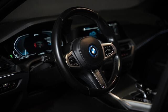 Occasion BMW 330 M Sport 291 PK (214 kW) 2022 Zwart Stationwagen