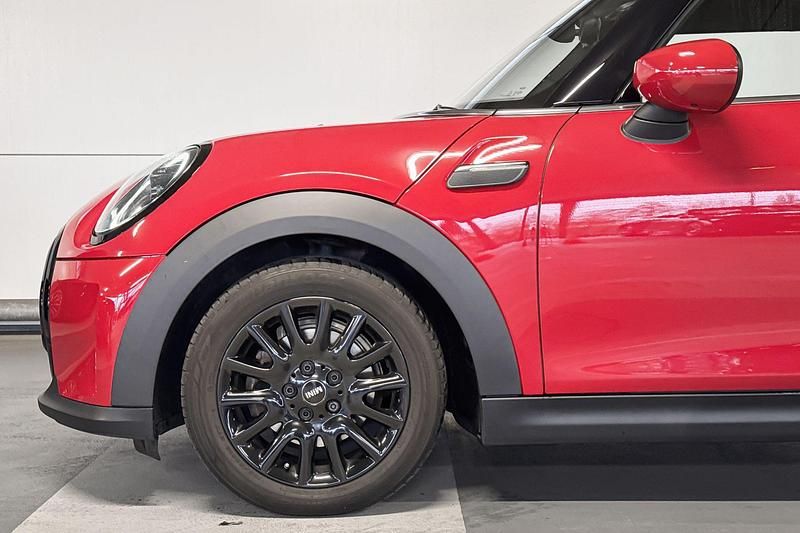 Occasion Mini Cooper Cabriolet Business 102 PK (75 kW) 2021 Chili red Cabriolet