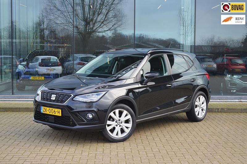 Zwart Gebruikt 2019 Seat Arona Business SUV | € 16.945 (Goede deal) - Afbeelding 1/4