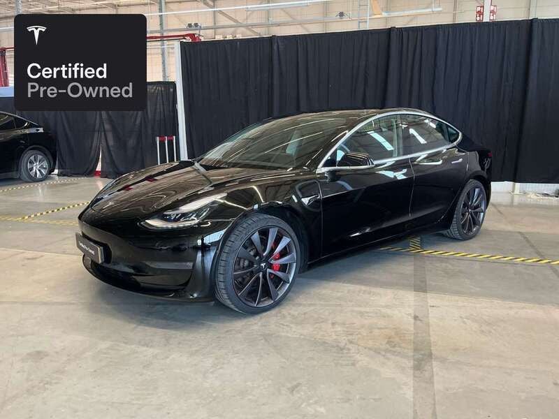 Zwart Gebruikt 2020 Tesla Model 3 Performance Sedan | € 29.500 (Eerlijke prijs) - Afbeelding 1/4