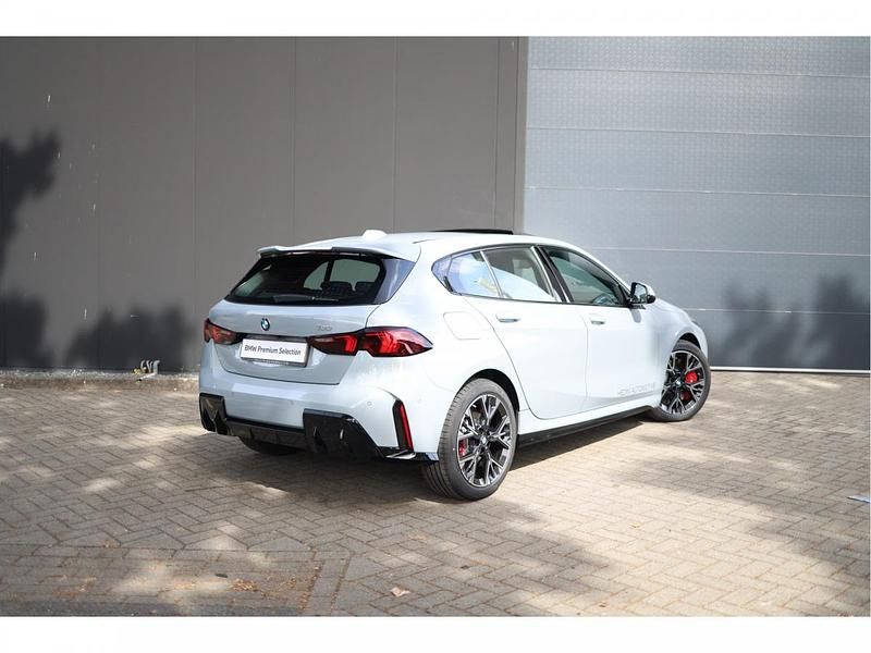 Occasion BMW 120 M Sport 156 PK (114 kW) 2025 Grijs, metallic lak Hatchback