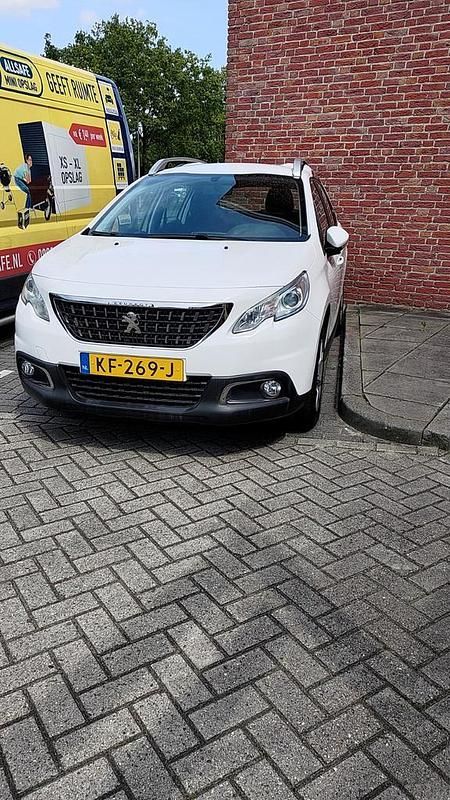 Gebruikt 2016 Peugeot 2008 SUV | € 6.000 (Super prijs) - Afbeelding 1/4