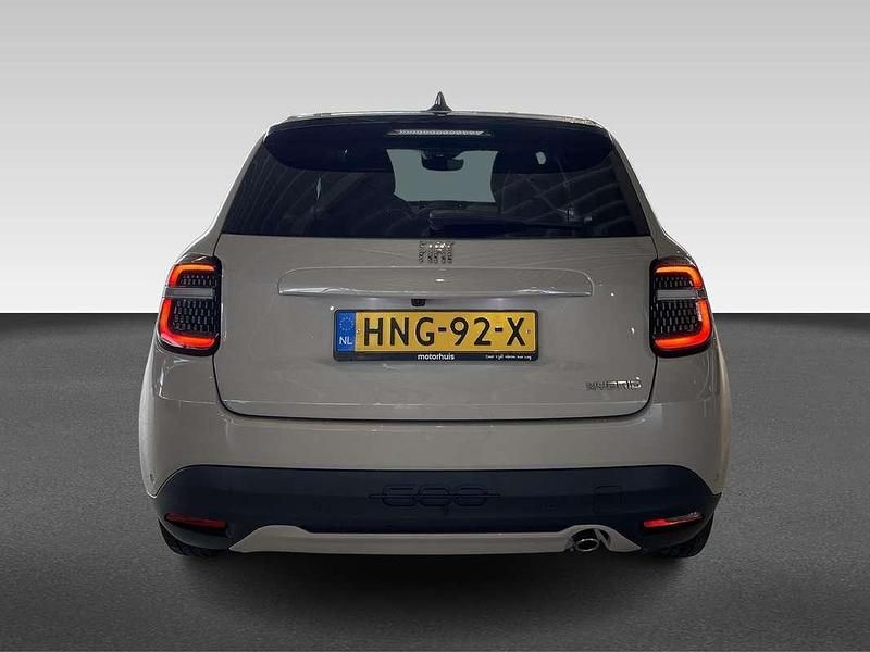 Occasion Fiat 600 La Prima 101 PK (74 kW) 2025 Grijs SUV