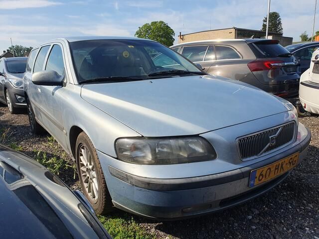 Occasion Volvo V70 Comfort 141 PK (103 kW) 2001 Grijs Stationwagen