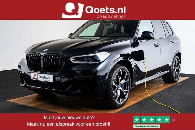 Zwart Gebruikt 2022 BMW X5 Executive SUV | € 71.950 (Eerlijke prijs) - Afbeelding 1/4