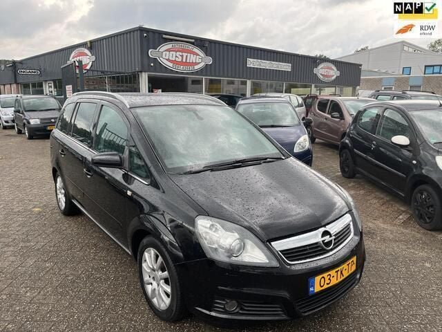 Zwart Gebruikt 2006 Opel Zafira Executive MPV | € 2.299 (Eerlijke prijs) - Afbeelding 1/4