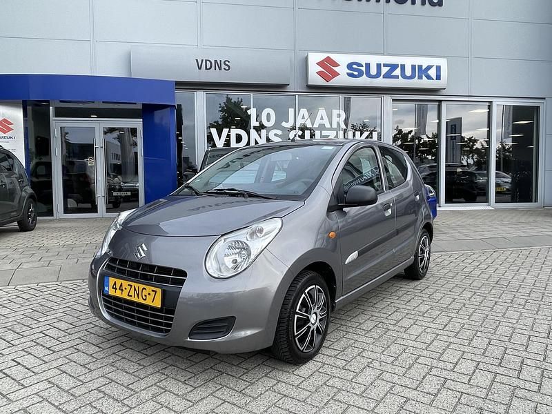 Grijs Gebruikt 2013 Suzuki Alto Comfort Hatchback | € 6.450 (Duur) - Afbeelding 1/4