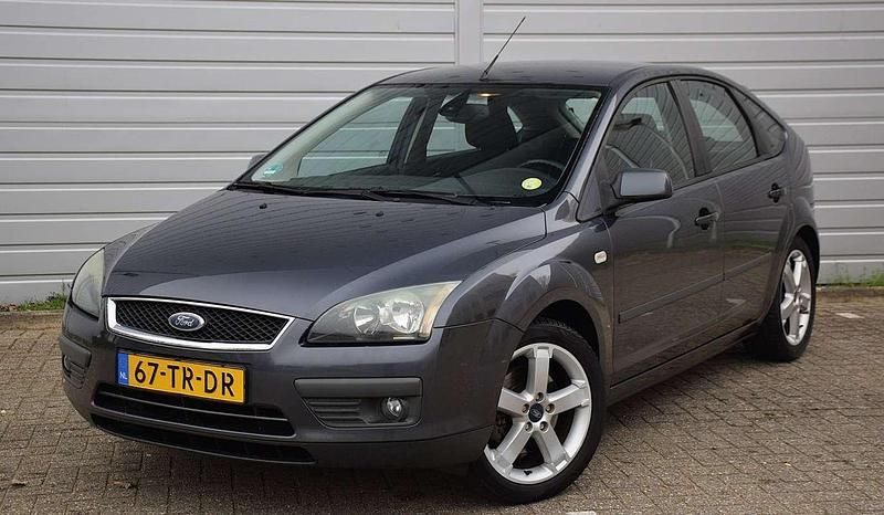 Occasion Ford Focus 146 PK (107 kW) 2007 Grijs (metallic) Hatchback