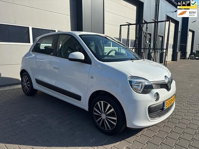 Wit Occasion 2015 Renault Twingo Expression Hatchback | € 6.250 (Eerlijke prijs) - Afbeelding 1/4