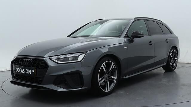 Grijs Gebruikt 2022 Audi A4 Competition Stationwagen | € 34.990 (Goede deal) - Afbeelding 1/4