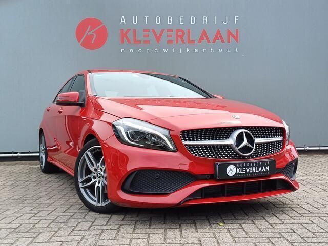 Rood Gebruikt 2017 Mercedes A180 Business Hatchback | € 18.950 (Eerlijke prijs) - Afbeelding 1/4