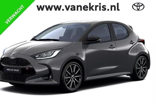 Nieuw Toyota Yaris Sport 131 PK (96 kW) 2026 Grijs Hatchback