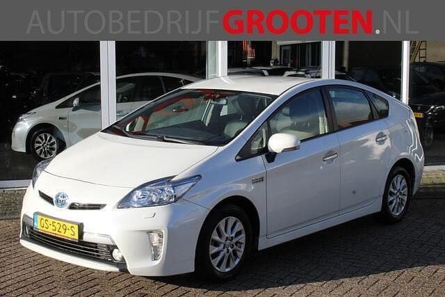 Wit Gebruikt 2015 Toyota Prius Business Edition Hatchback | € 8.999 - Afbeelding 1/4