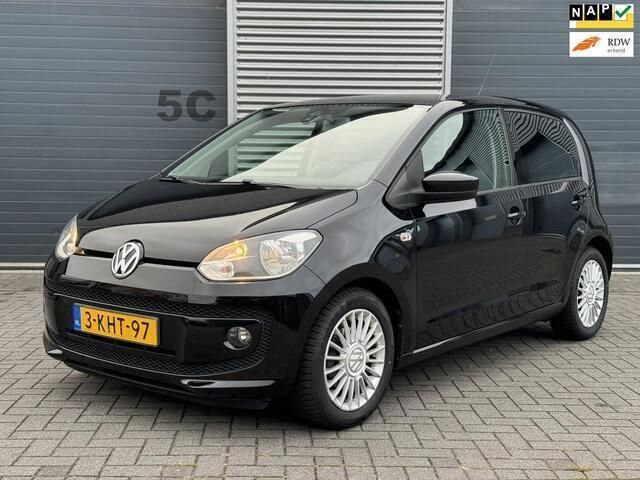 Zwart Gebruikt 2013 VW up! high up! Hatchback | € 3.950 (Iets duurder) - Afbeelding 1/4