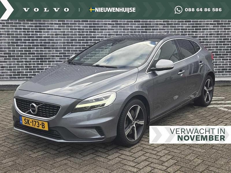 Gebruikt 2016 Volvo V40 Business Edition | € 19.899 (Iets duurder) - Afbeelding 1/4