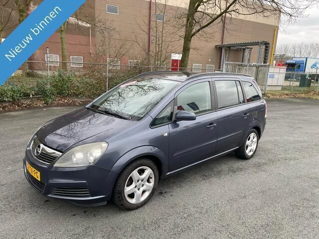 Grijs Gebruikt 2007 Opel Zafira Enjoy MPV | € 2.199 (Eerlijke prijs) - Afbeelding 1/4